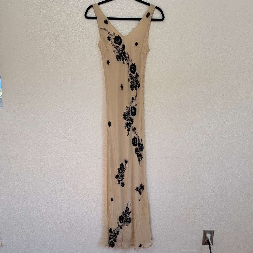 Sue Wong Beige Maxi Dress with Black Floral Appliqué